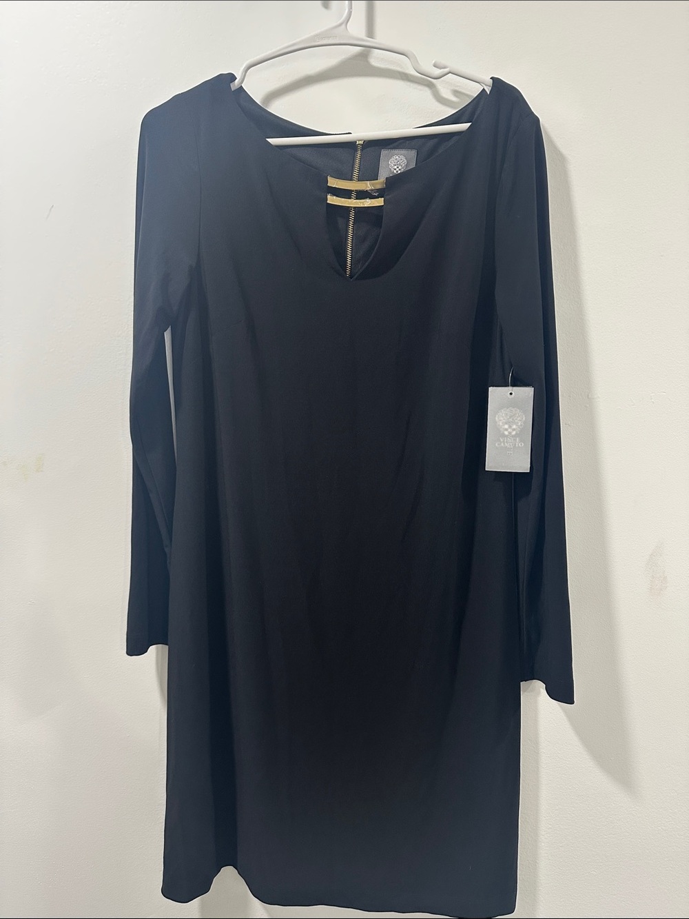Vince Camuto Black Long-Sleeve Shift Dress with Gold Back Accent